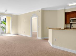 2304 Renaissance Way 304, Boynton Beach FL 33426