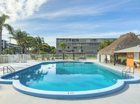 4650 Washington St 504, Hollywood FL 33021