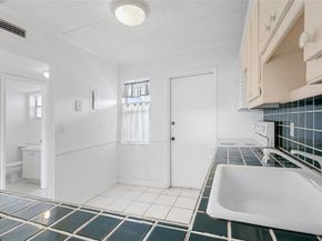 4650 Washington St 504, Hollywood FL 33021