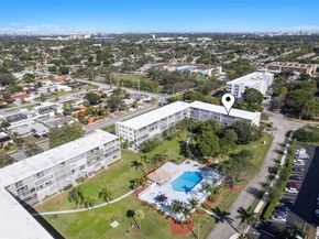 4650 Washington St 504, Hollywood FL 33021