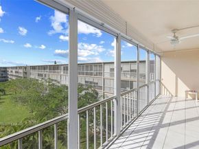 4650 Washington St 504, Hollywood FL 33021