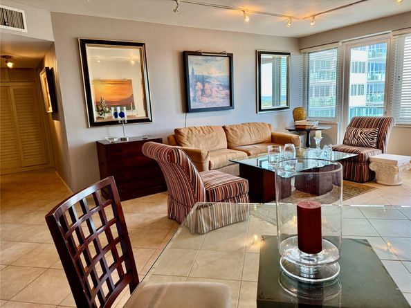 3233 NE 34th St 914, Fort Lauderdale FL 33308