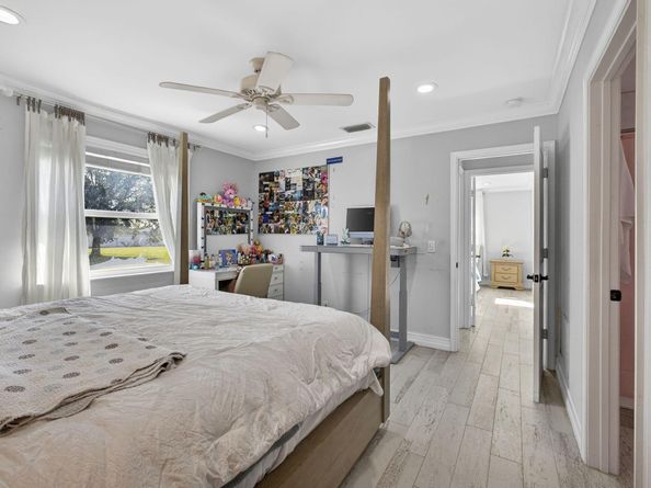 16490 Rustic Road, Wellington FL 33470