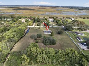 16490 Rustic Road, Wellington FL 33470