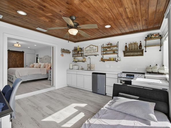 16490 Rustic Road, Wellington FL 33470