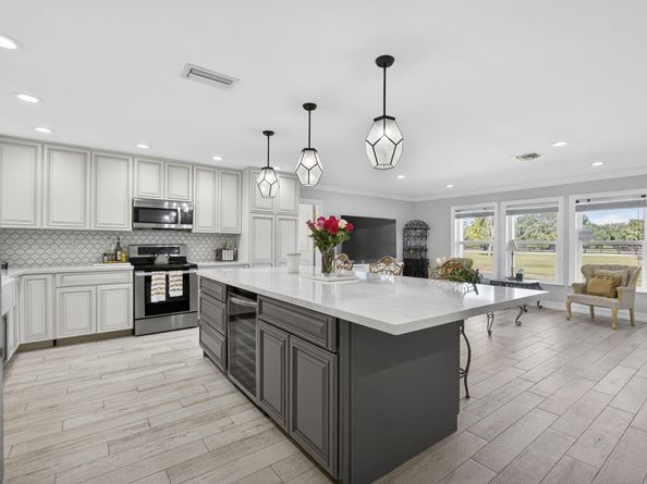 16490 Rustic Road, Wellington FL 33470