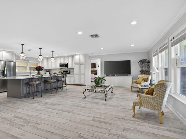 16490 Rustic Road, Wellington FL 33470