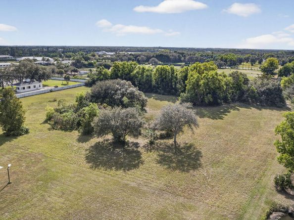 16490 Rustic Road, Wellington FL 33470