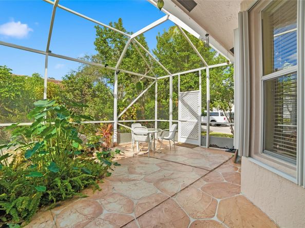 5374 NW 57th Ave, Coral Springs FL 33067