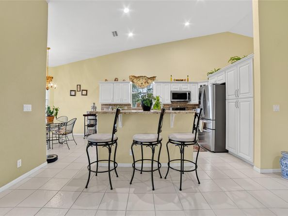 5374 NW 57th Ave, Coral Springs FL 33067