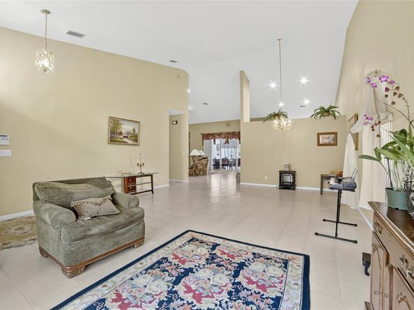 5374 NW 57th Ave, Coral Springs FL 33067