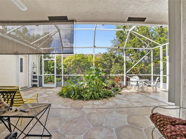 5374 NW 57th Ave, Coral Springs FL 33067