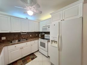 49 Ashby A 49, Deerfield Beach FL 33442
