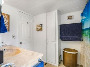 2001 SW 84th Ave, Davie FL 33324