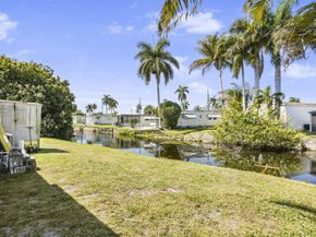 2001 SW 84th Ave, Davie FL 33324