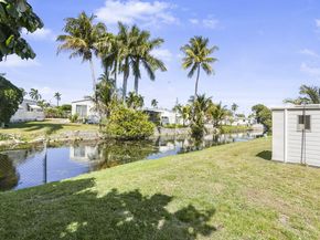 2001 SW 84th Ave, Davie FL 33324