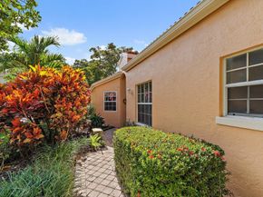 45 Via Verona, Palm Beach Gardens FL 33418