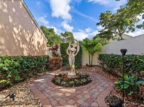45 Via Verona, Palm Beach Gardens FL 33418
