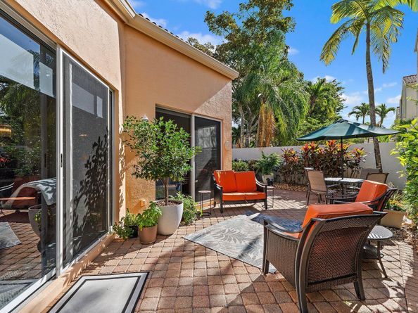 45 Via Verona, Palm Beach Gardens FL 33418