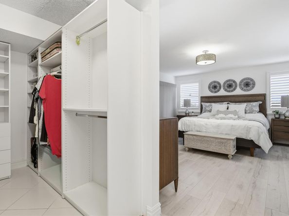 2238 N Cypress Bend Dr 608, Pompano Beach FL 33069