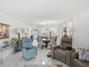 2238 N Cypress Bend Dr 608, Pompano Beach FL 33069