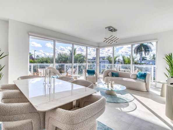 117 Lake Avenue 204, Lake Worth Beach FL 33460