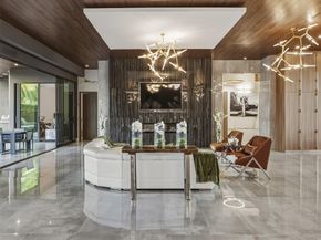 2213 NE 37th Dr, Fort Lauderdale FL 33308