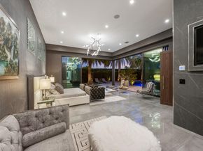 2213 NE 37th Dr, Fort Lauderdale FL 33308