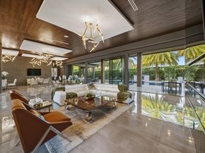 2213 NE 37th Dr, Fort Lauderdale FL 33308