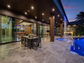 2213 NE 37th Dr, Fort Lauderdale FL 33308