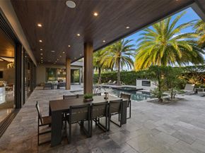 2213 NE 37th Dr, Fort Lauderdale FL 33308