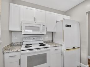 484 Springdale Circle 48d, Palm Springs FL 33461