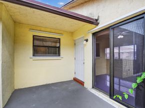 484 Springdale Circle 48d, Palm Springs FL 33461