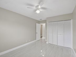 484 Springdale Circle 48d, Palm Springs FL 33461