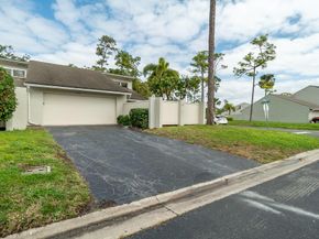 12807 Spinnaker Lane, Wellington FL 33414