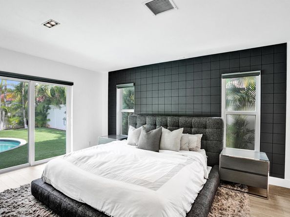 809 SE 13th Court, Deerfield Beach FL 33441