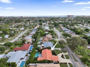 809 SE 13th Court, Deerfield Beach FL 33441