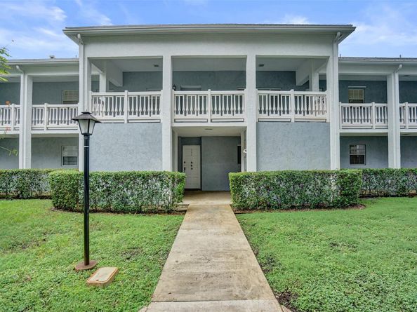 7554 Stirling Rd 201, Davie FL 33024