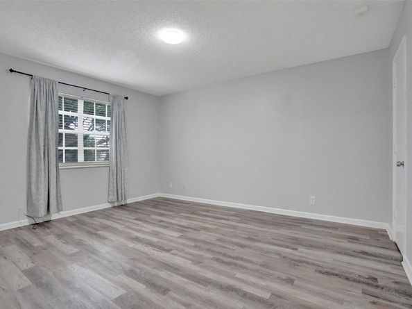 7554 Stirling Rd 201, Davie FL 33024
