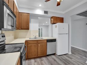 7554 Stirling Rd 201, Davie FL 33024