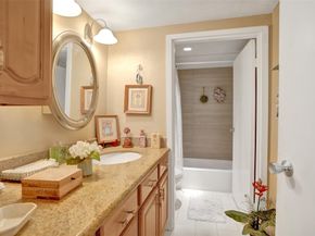 8415 Forest Hills Dr 206, Coral Springs FL 33065