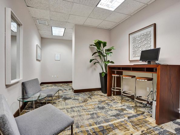 99 SE Mizner Boulevard Ph 40, Boca Raton FL 33432