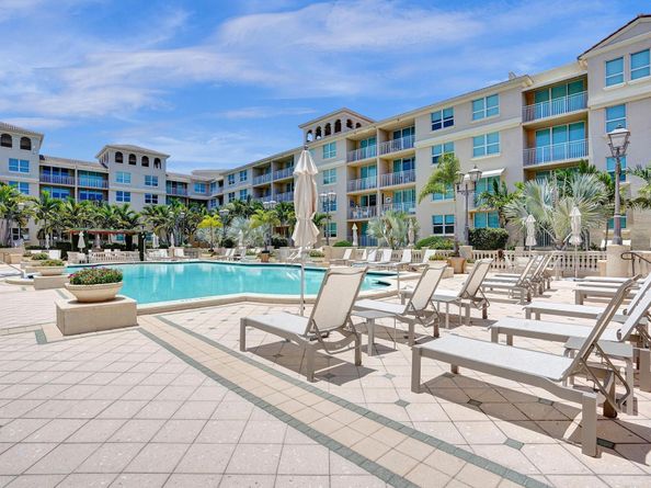99 SE Mizner Boulevard Ph 40, Boca Raton FL 33432