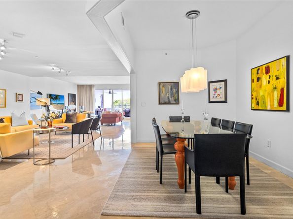 615 Bayshore Dr 301, Fort Lauderdale FL 33304