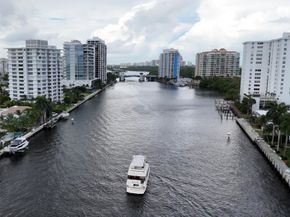 615 Bayshore Dr 301, Fort Lauderdale FL 33304