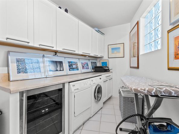 615 Bayshore Dr 301, Fort Lauderdale FL 33304