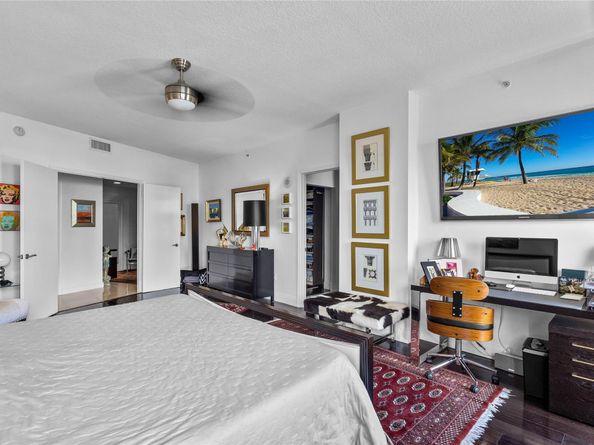 615 Bayshore Dr 301, Fort Lauderdale FL 33304