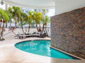 615 Bayshore Dr 301, Fort Lauderdale FL 33304