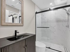 9430 Boca Cove Cir 214, Boca Raton FL 33428