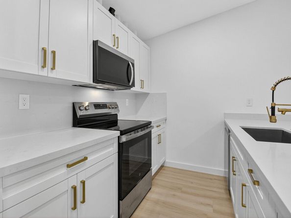 9430 Boca Cove Cir 214, Boca Raton FL 33428